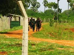 வலி வடக்கு: இராணுவ ஆக்கிரமிப்பு தொடரும் நிலையில் பகுதி அளவிலான காணி விடுவிப்பிற்கு இலங்கை அரசு வாக்குறுதி