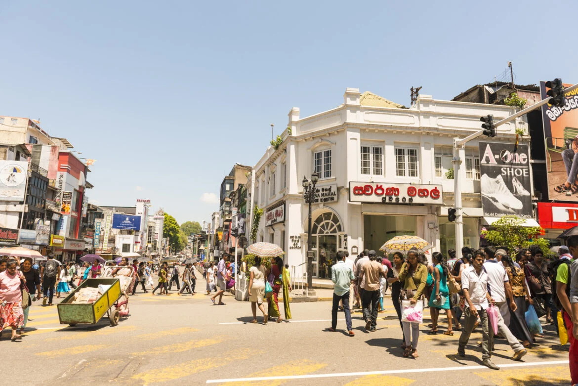 இலங்கையின் பொருளாதார மீட்சி: சர்வதேச நாணய நிதியத்துடன் $700 மில்லியன் மதிப்பிலான புதிய ஒப்பந்தம்