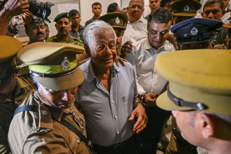 இலங்கை உயிர்த்த ஞாயிறு தாக்குதல்களைத் தடுக்கத் தவறிய இரு உயர் பாதுகாப்பு அதிகாரிகளுக்கு மரண தண்டனை: கொழும்பு மேல் நீதிமன்றம் தீர்ப்பு
